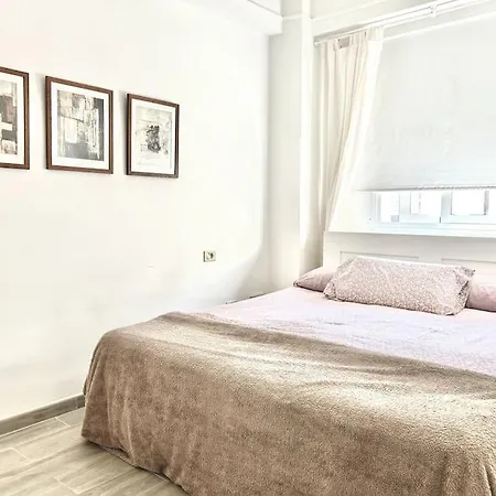 El Chicharro, Cruz Centro Apartmán *