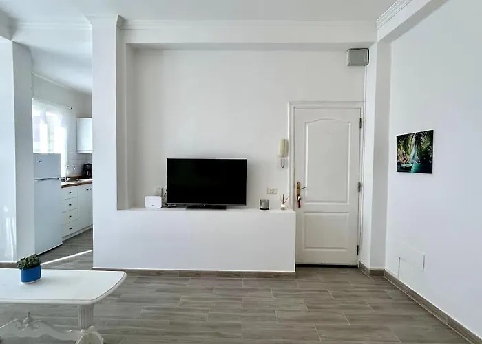 El Chicharro, Cruz Centro